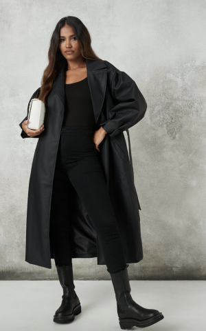 MissGuided trench-coat en similicuir noir à manches ballon avec ceinture grande taille